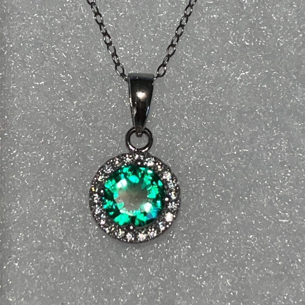 925 Sterling Silver Halo Emerald diamond pendant chain 18” Necklace May birthday